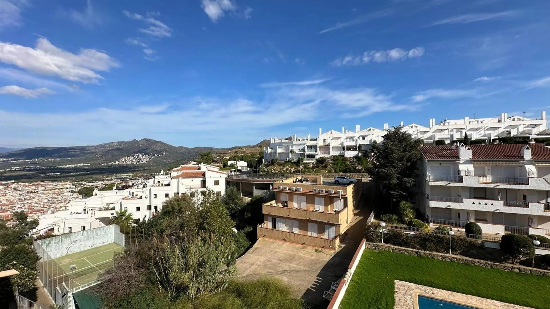 Apartamento Vista Piscina Rosas Spanien